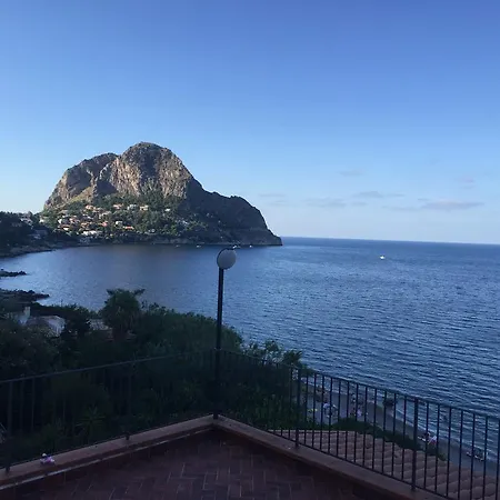 Buonasera *